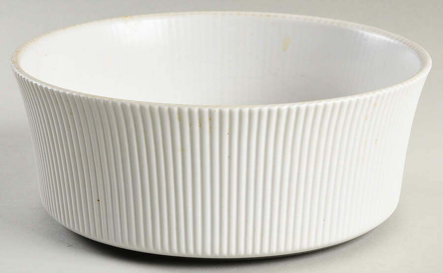 11010 8" Round Vegetable Bowl by Thomas-1