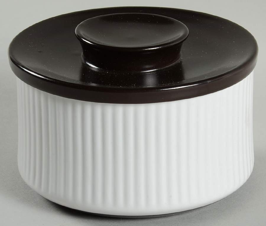 11010 Sugar Bowl & Lid by Thomas-1