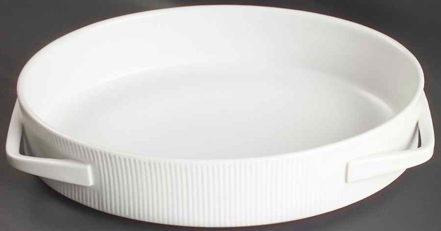 11010 Handled Oval Deep Baker by Thomas-1