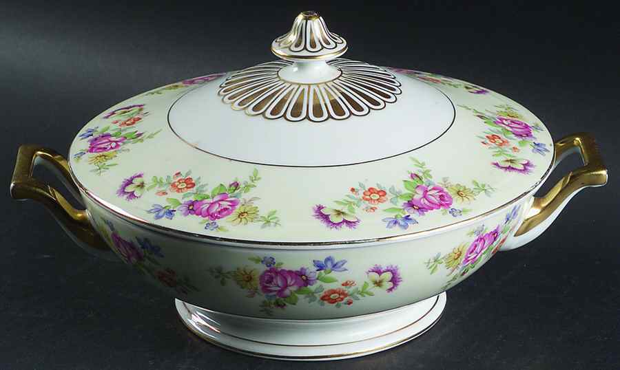 Florabella Round Covered Vegetable by Thomas-1