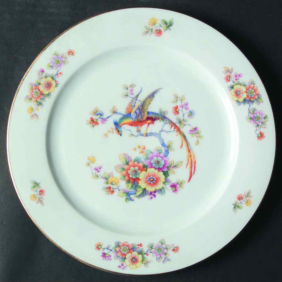 The Greenwich Dinner Plate by Thomas-1