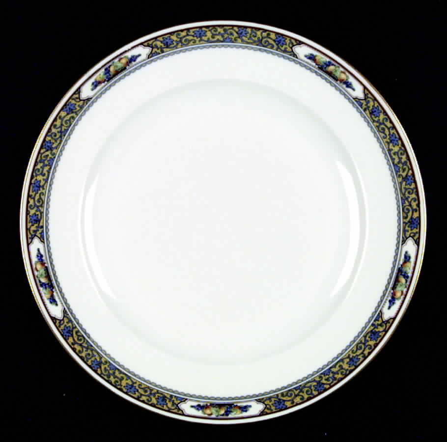 Harvest Dinner Plate by Thomas-1