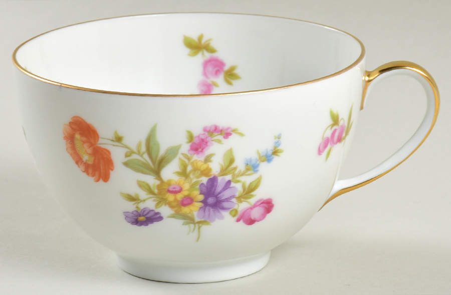 Lakewood Oversized Cup by Thomas-1