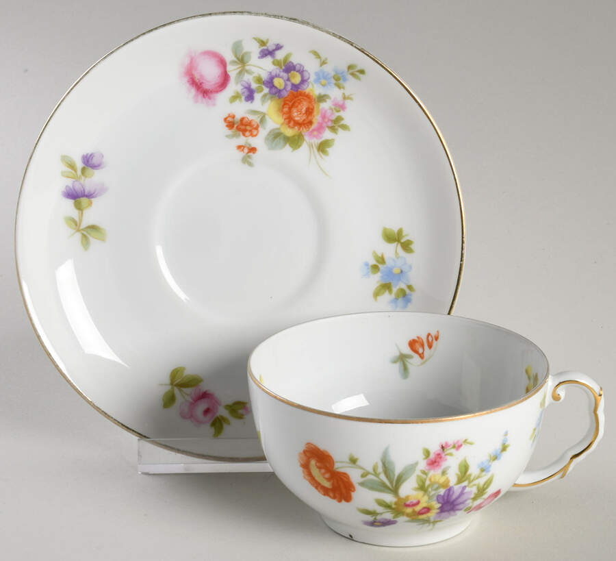 Lakewood Flat Cup & Saucer Set by Thomas-1