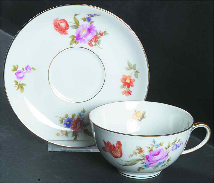 Lakewood Flat Cup & Saucer Set by Thomas-1