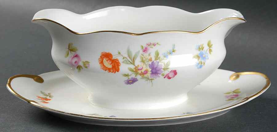 Lakewood Gravy Boat with Attached Underplate by Thomas-1