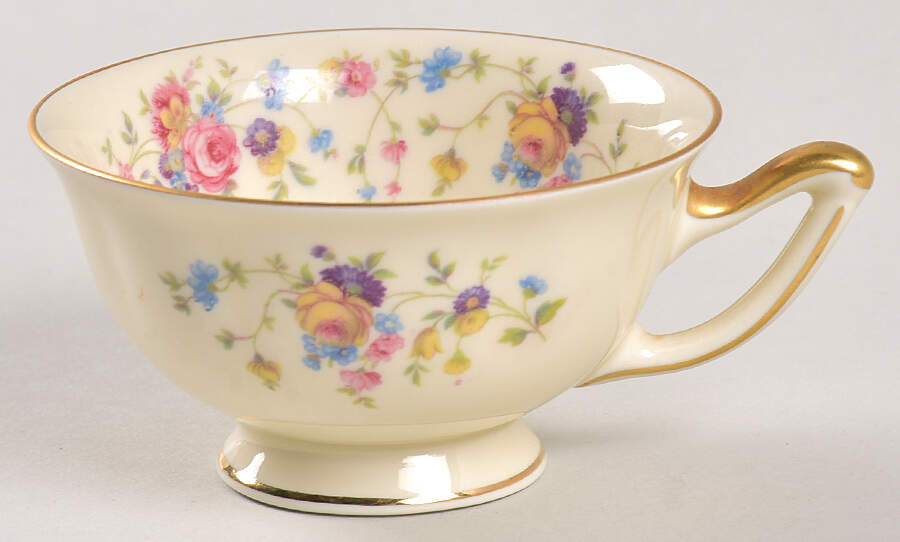 La Salle Footed Demitasse Cup by Thomas-1