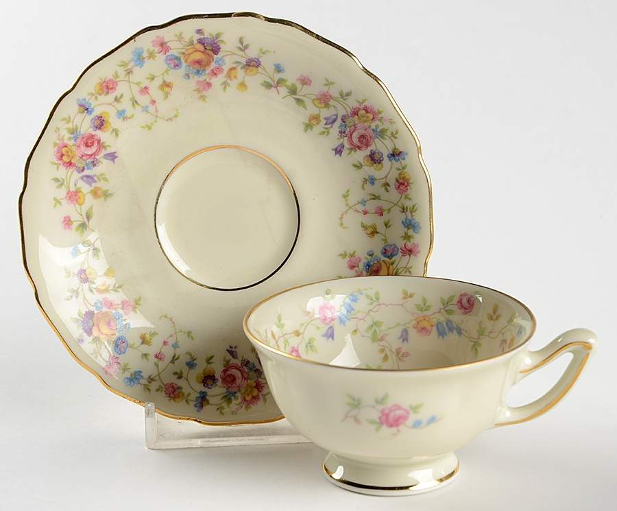La Salle Footed Demitasse Cup & Saucer Set by Thomas-1