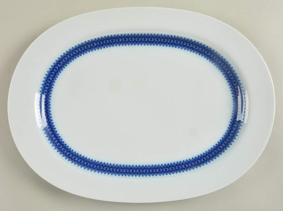 Lisette 14" Oval Serving Platter by Thomas-1