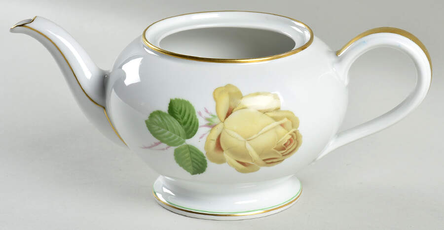 Marshall Niel Teapot No Lid by Thomas-1
