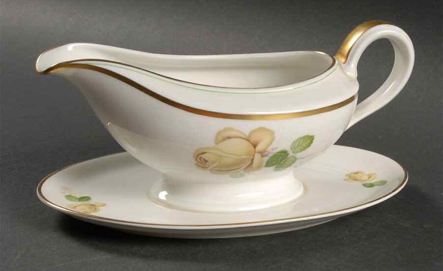 Marshall Niel Gravy Boat with Attached Underplate by Thomas-1