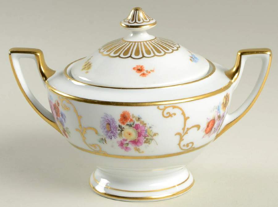 Pasadena Sugar Bowl & Lid by Thomas-1