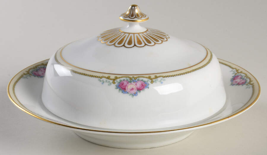 Roseland Round Covered Butter with Strainer by Thomas-1
