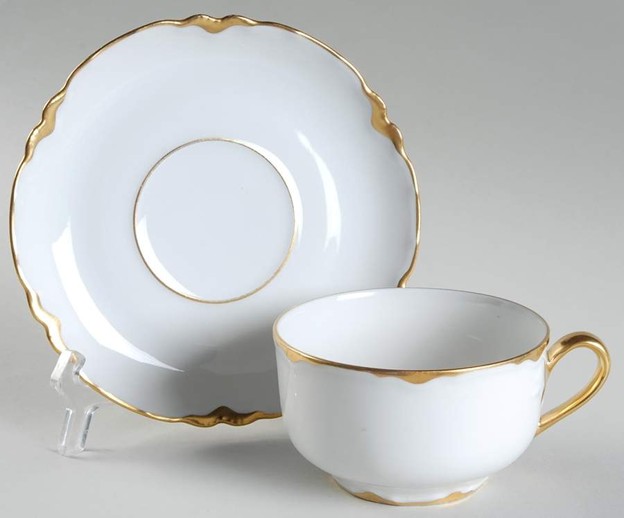 THO33 Oversized Cup & Saucer Set by Thomas-1