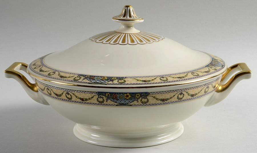 THO6 Round Covered Vegetable by Thomas-1