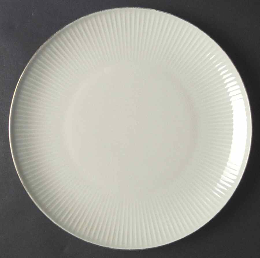 0886 Dinner Plate by Thomas-1