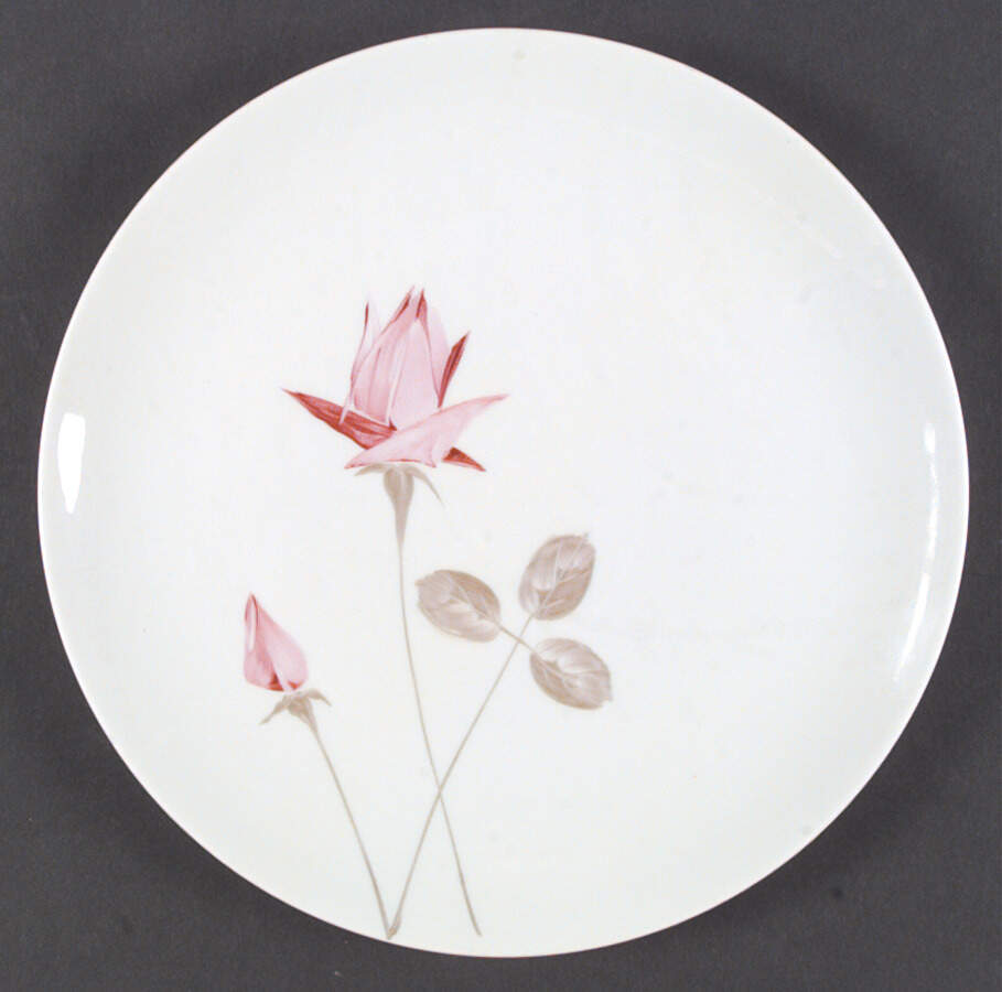 Geisha Dinner Plate by Thomas-1