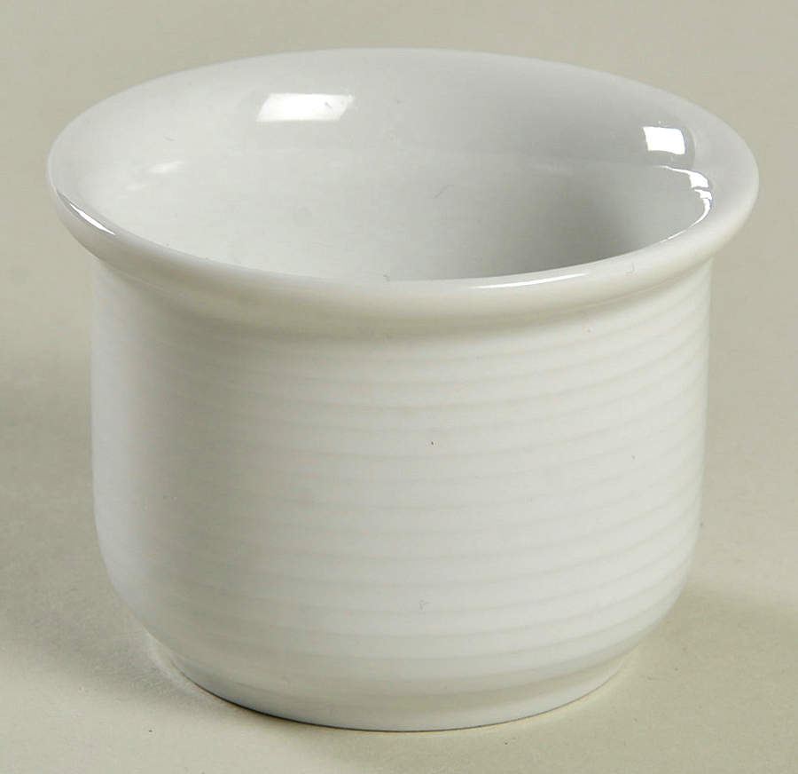 Trend White Single Egg Cup by Thomas-1