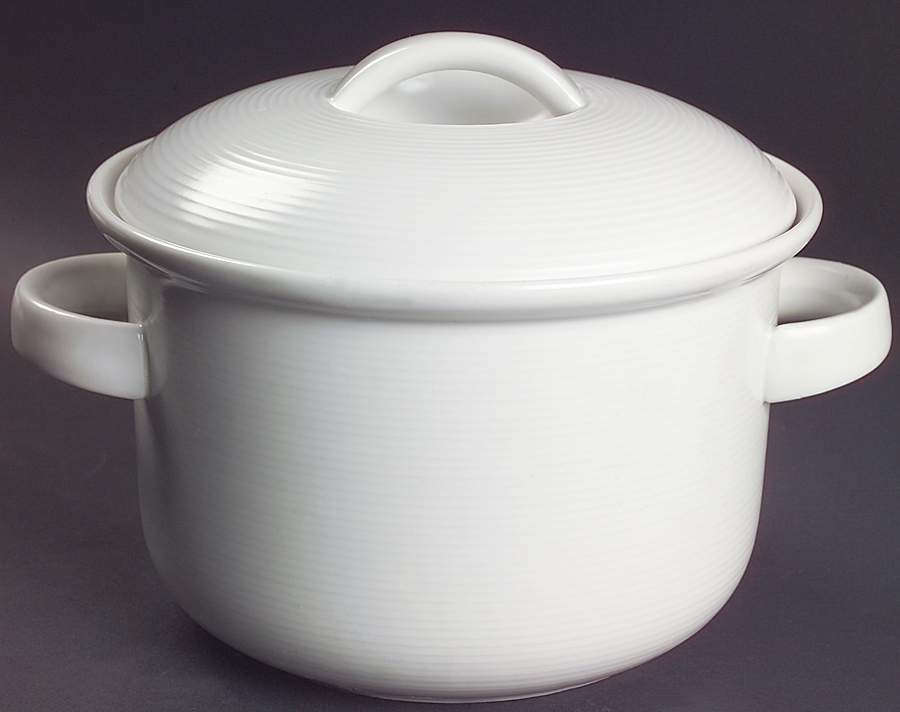 Trend White 2.5 Qt Round Covered Casserole by Thomas-1