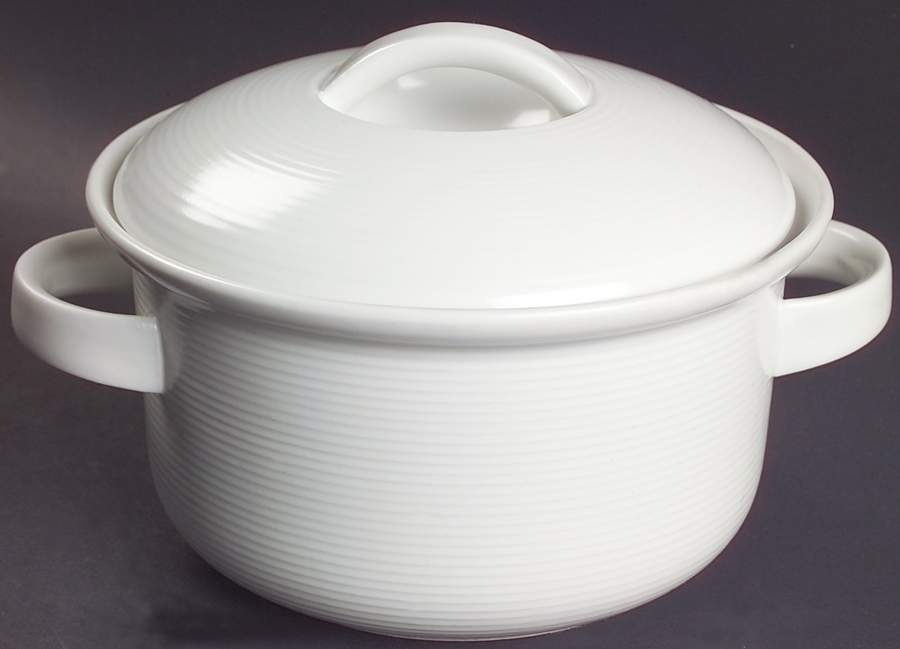 Trend White 1.5 Qt Round Covered Casserole by Thomas-1