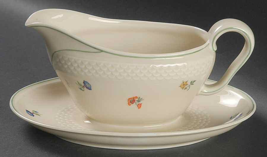 Versailles (Cream Background) Gravy Boat with Attached Underplate by Thomas-1