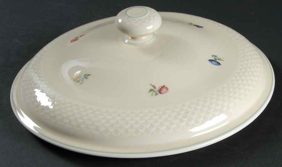 Versailles (Cream Background) Lid for Round Vegetable by Thomas-1