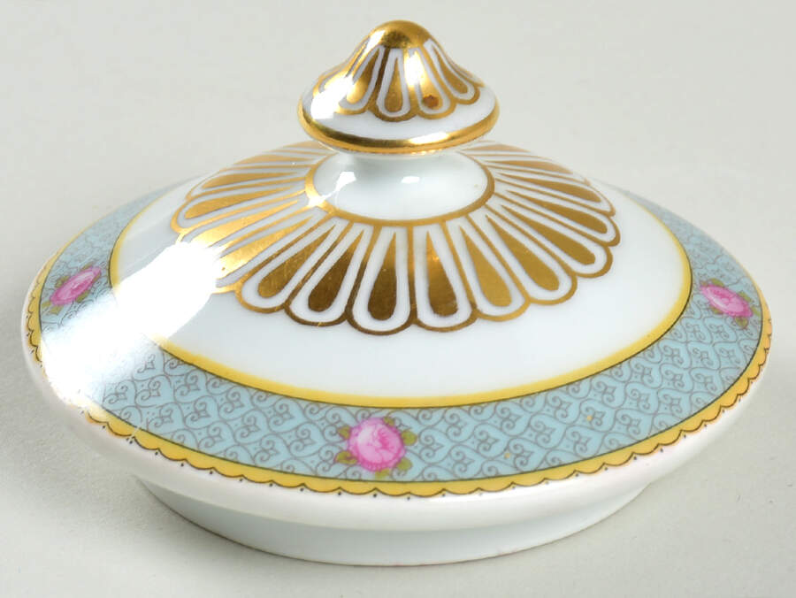 Wales (All White, No Verge) Lid for Sugar Bowl by Thomas-1