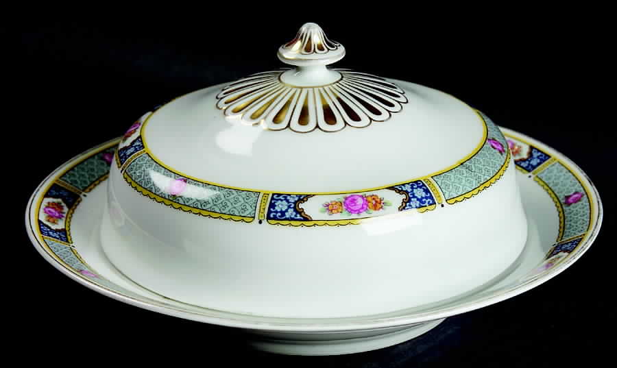 Wales (All White, No Verge) Round Covered Butter with Strainer by Thomas-1
