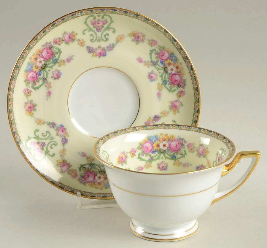 Winthrop Footed Cup & Saucer Set by Thomas-1