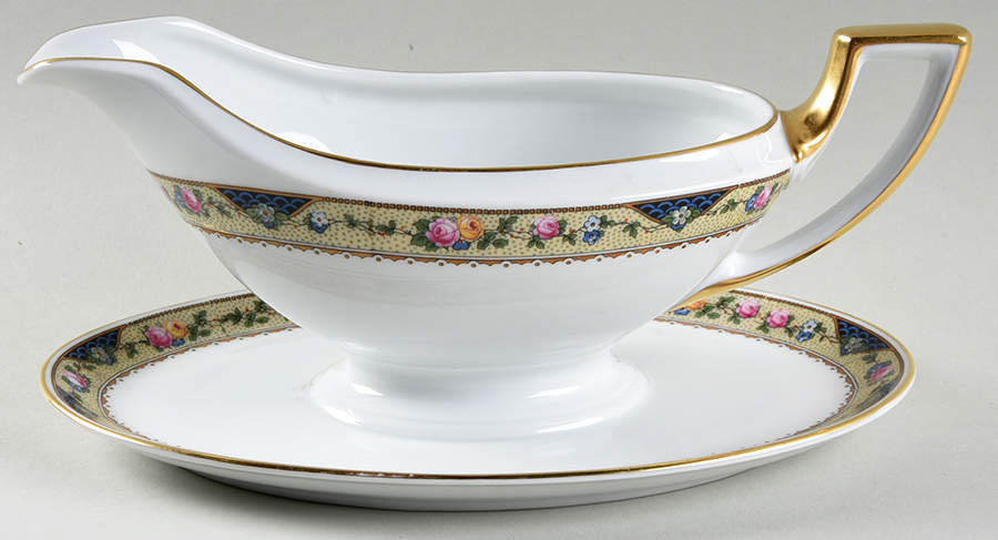 Yorke Gravy Boat with Attached Underplate by Thomas-1