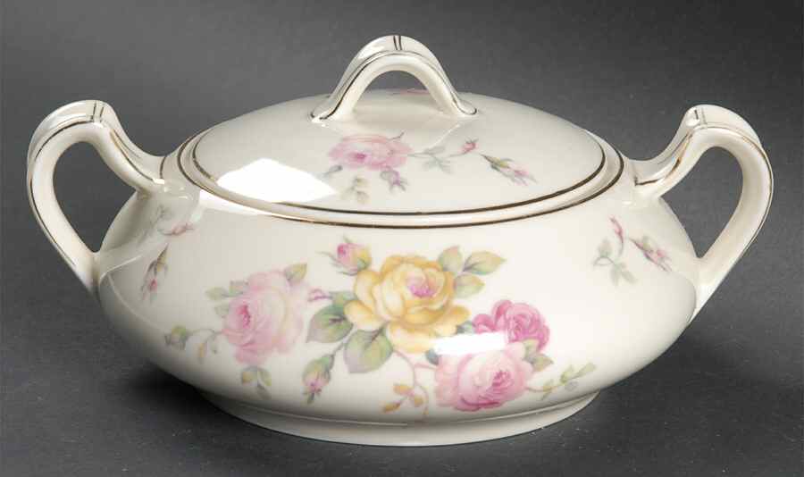 18610 Sugar Bowl & Lid by Thun-1