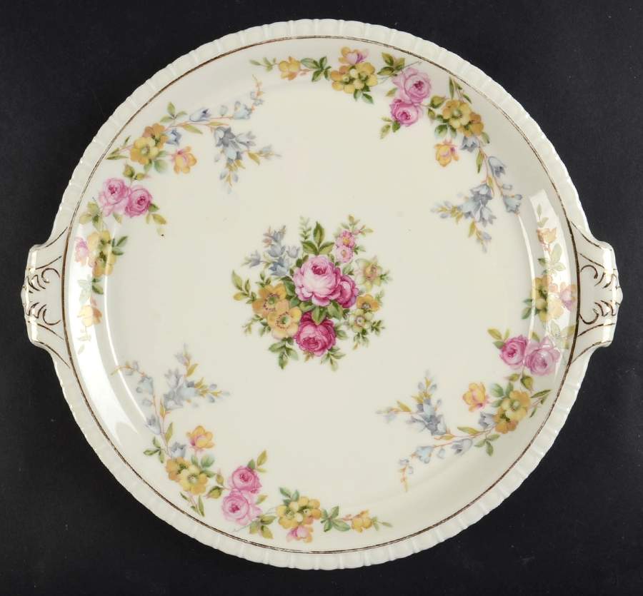 Antoinette Handled Cake Plate by Thun-1