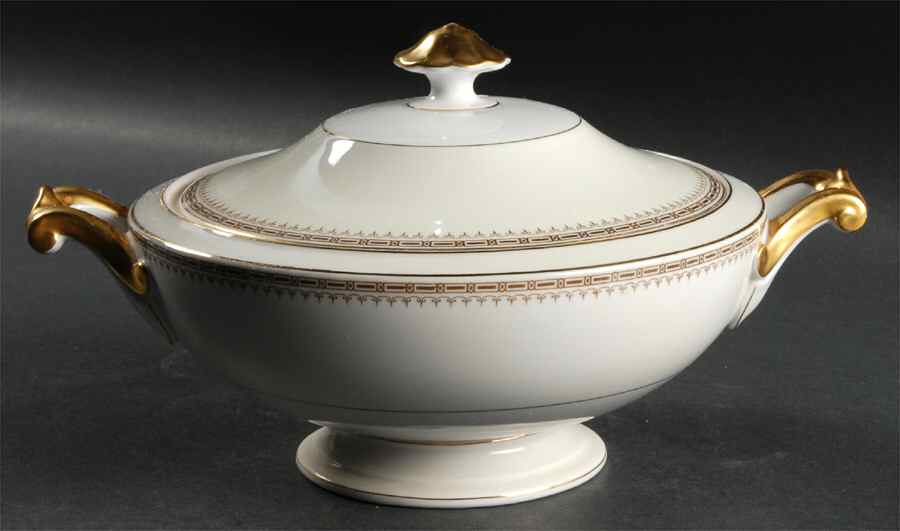 Athena (Brown Blocks) Round Covered Vegetable by Thun-1