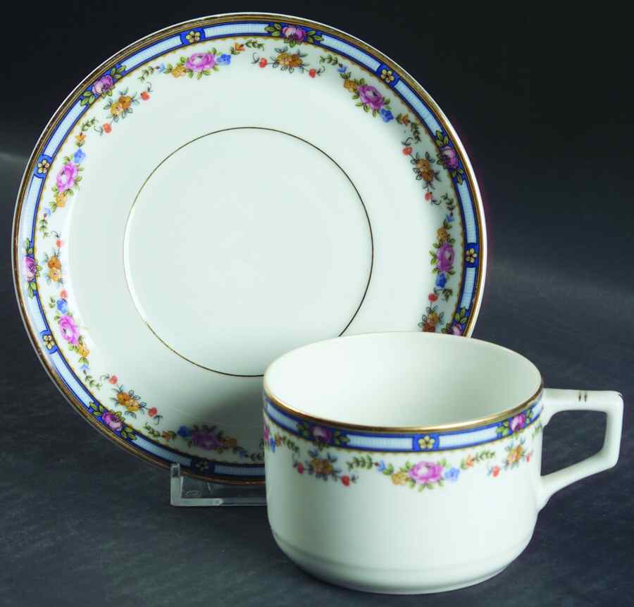 Carlton Flat Cup & Saucer Set by Thun-1