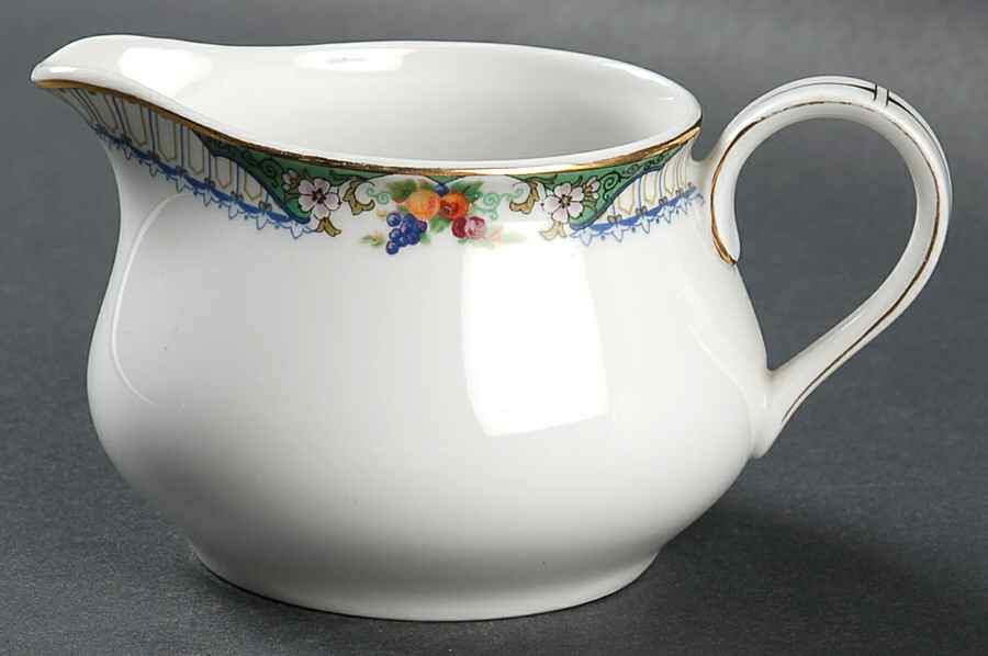 De Luxe Creamer by Thun-1