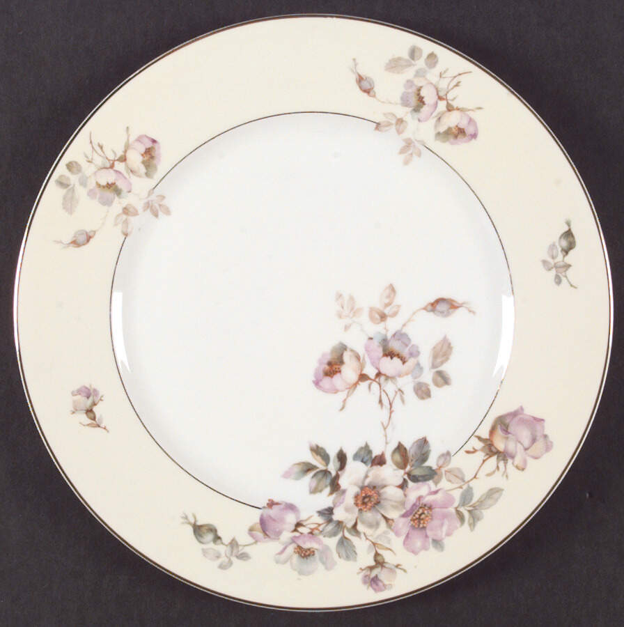 Dorothy Dinner Plate by Thun-1