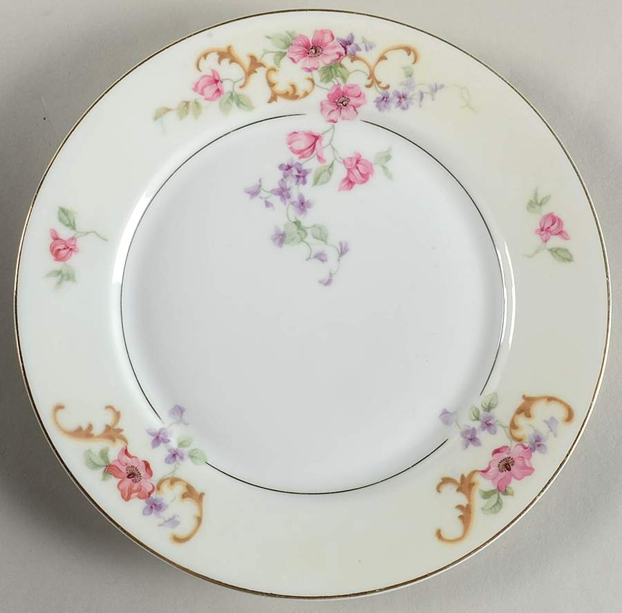 Edna Luncheon Plate by Thun-1