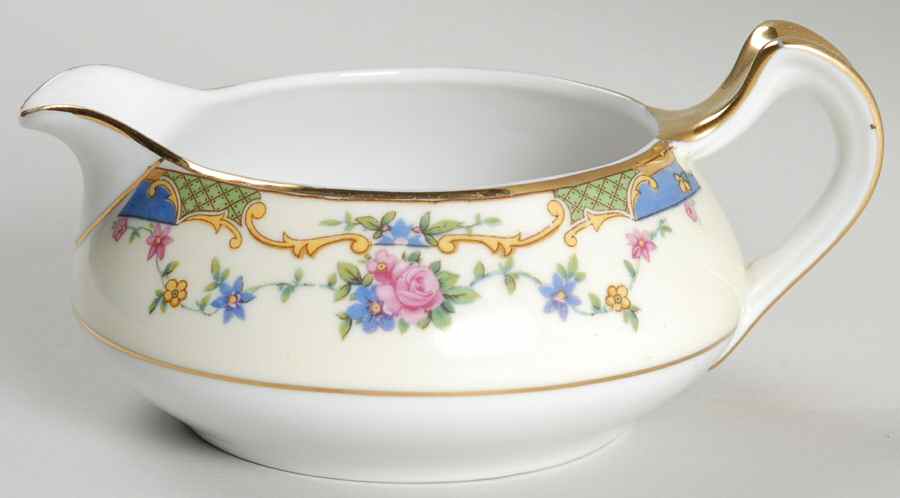 Embassy Creamer by Thun-1