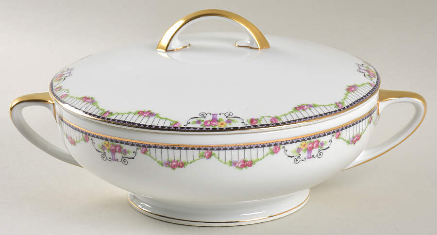 Empire (White) Round Covered Vegetable by Thun-1