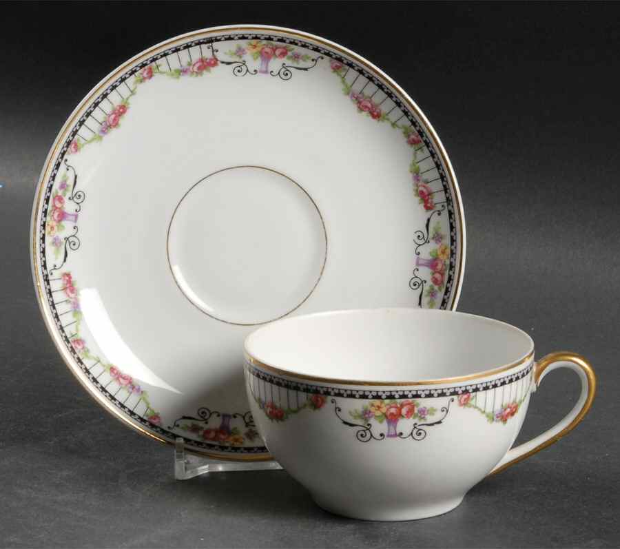 Empire (White) Flat Cup & Saucer Set by Thun-1