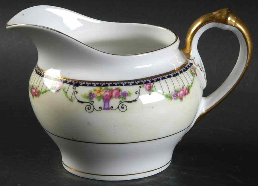 Empire (Cream Border) Creamer by Thun-1