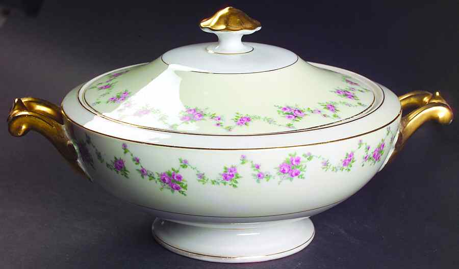 Garland Rose Round Covered Vegetable by Thun-1