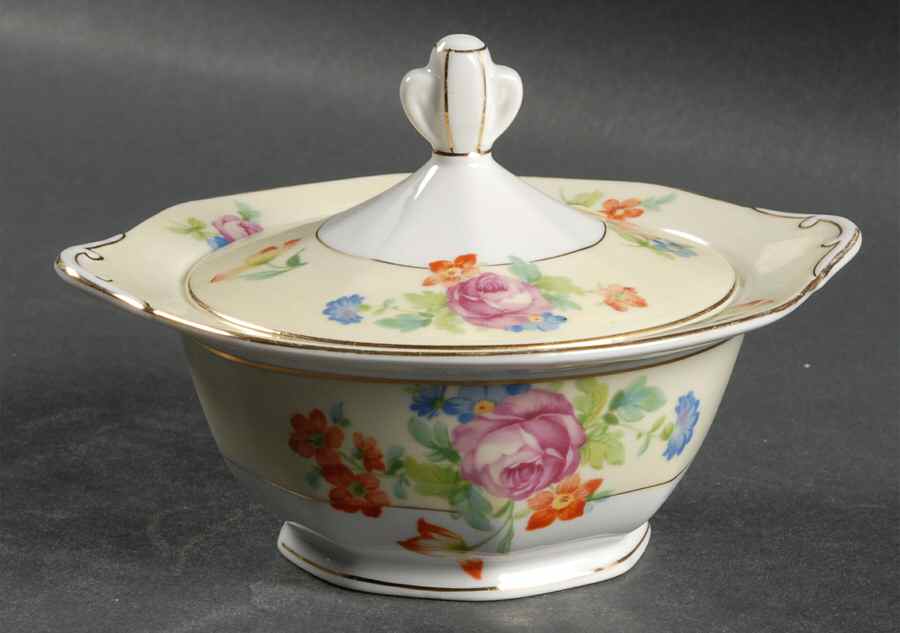 Lexington Sugar Bowl & Lid by Thun-1