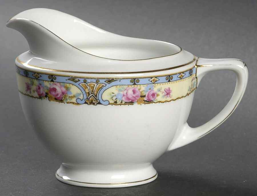 Mentone Creamer by Thun-1
