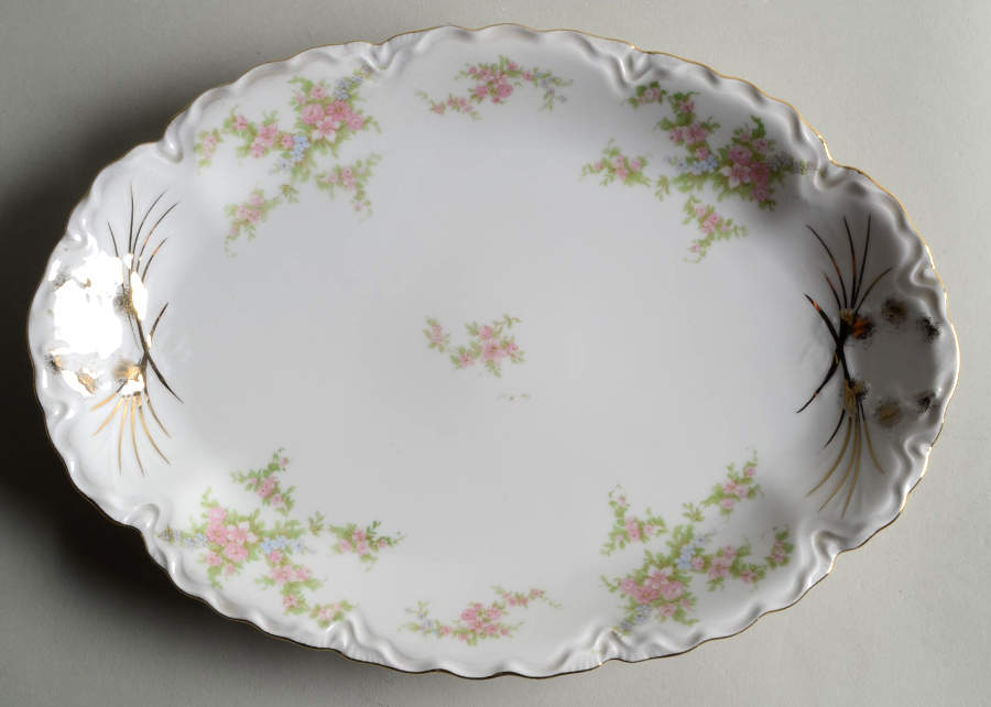Normandie 11" Oval Serving Platter by Thun-1