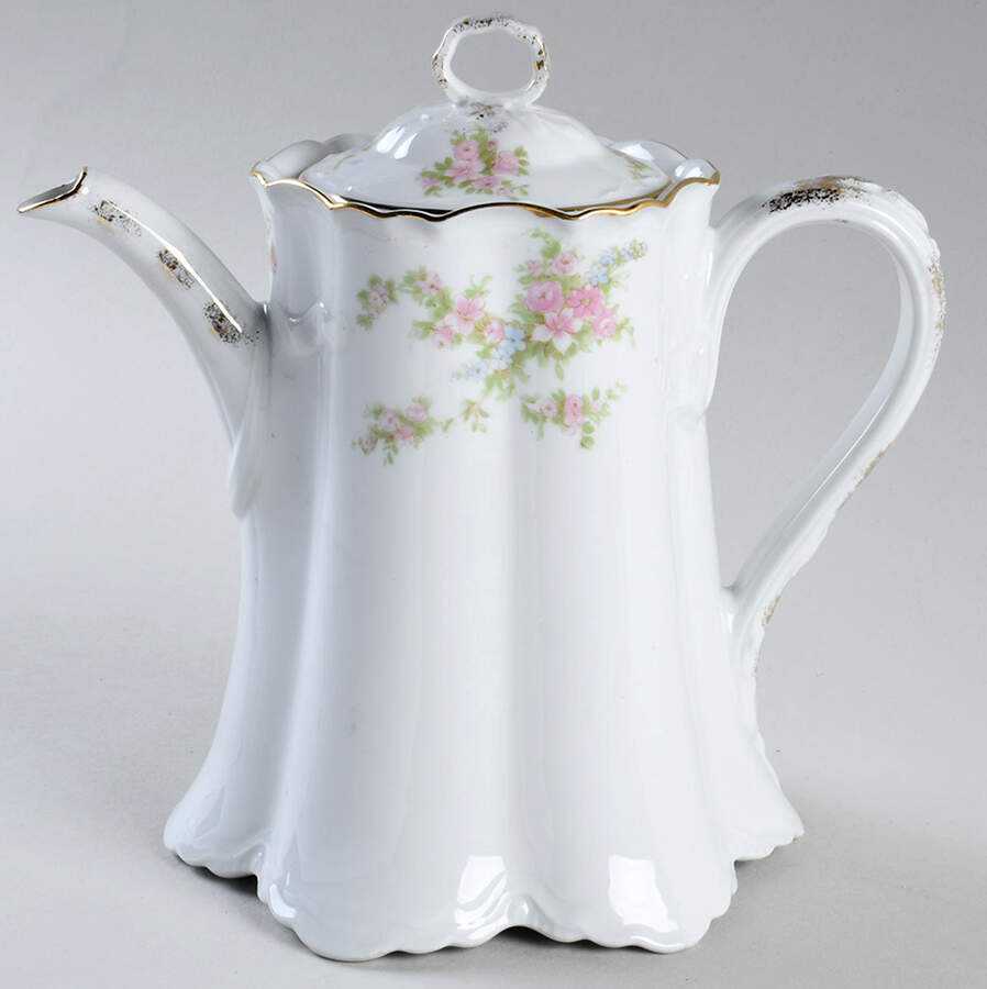 Normandie Coffee Pot & Lid by Thun-1