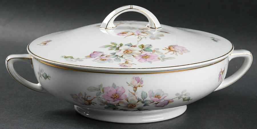 Orlando Round Covered Vegetable by Thun-1