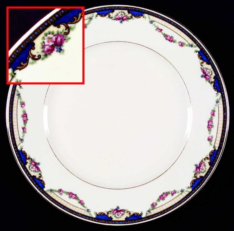 Premier (Smooth) Dinner Plate by Thun-1