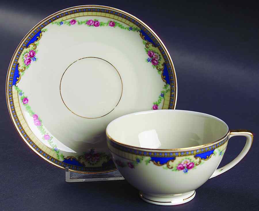Premier (Smooth) Footed Cup & Saucer Set by Thun-1