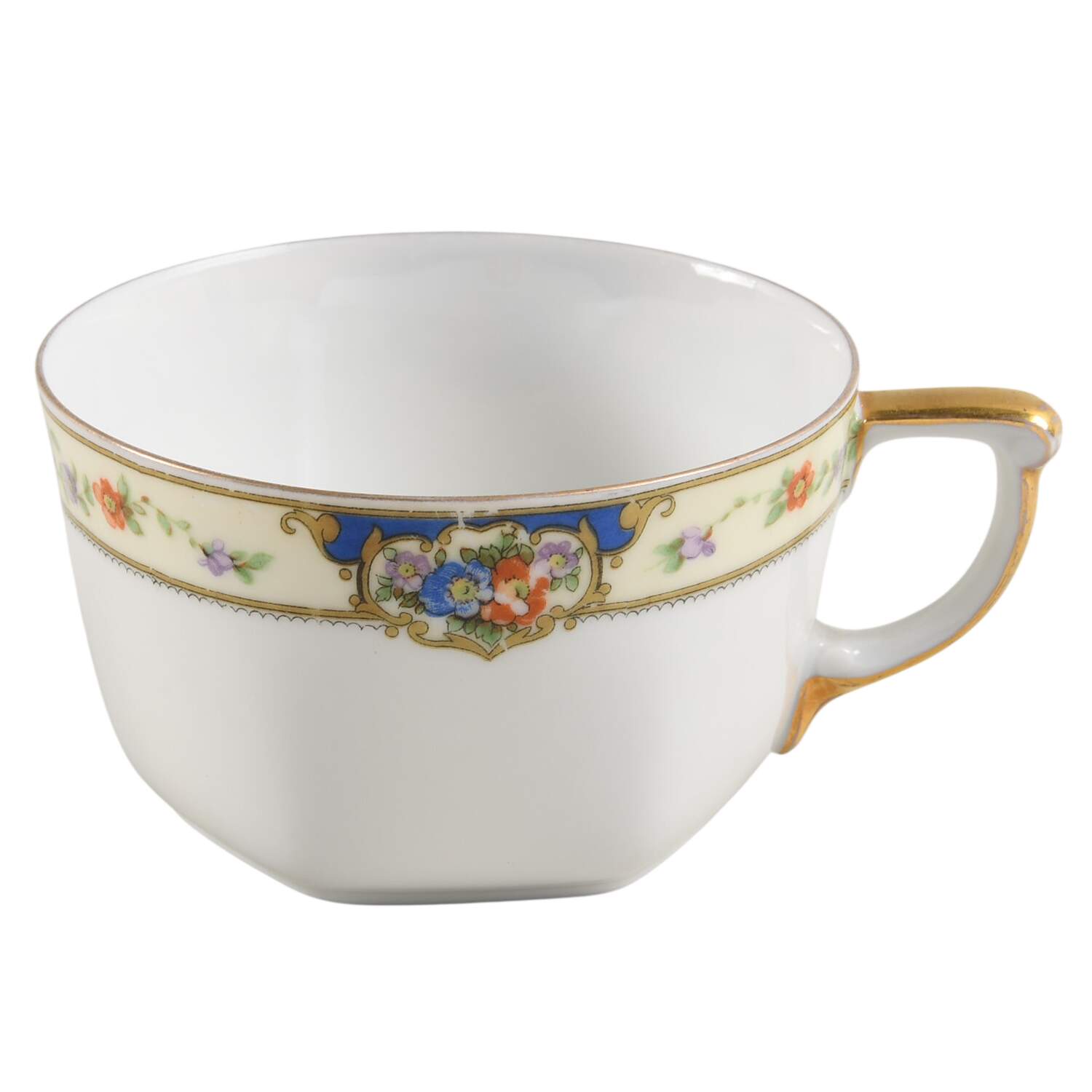 Savoy Flat Cup by Thun-1